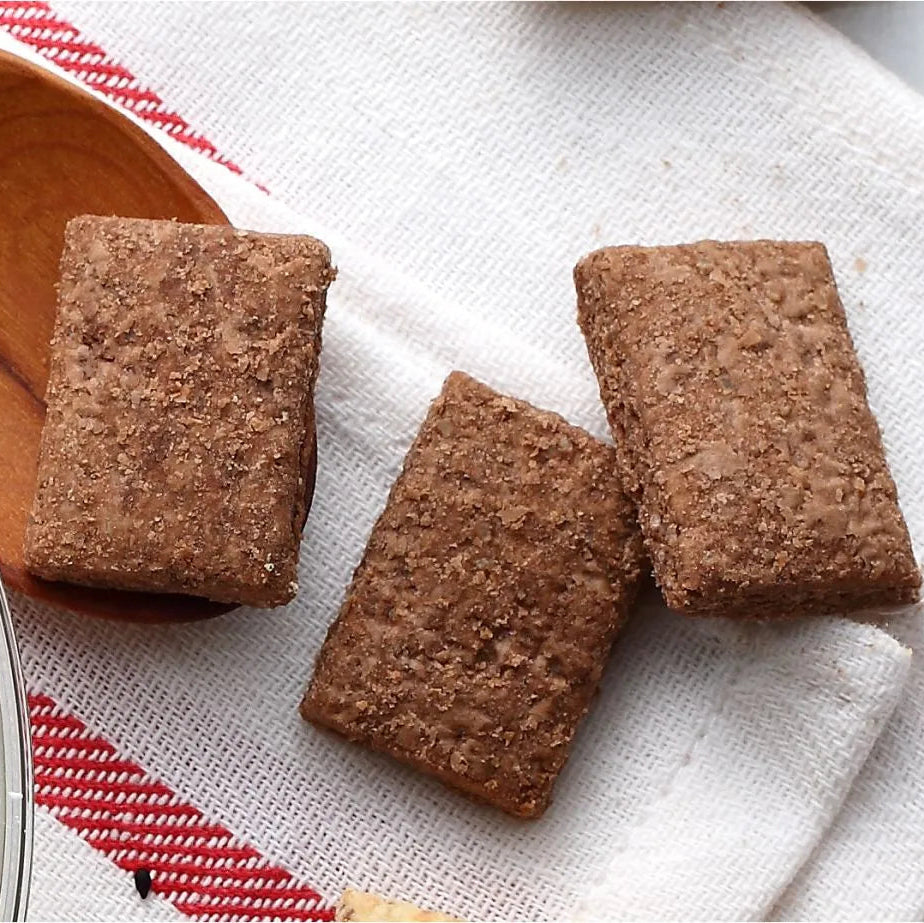 #4004 無蛋方塊酥[巧克力] Square Cookies-Chocolate (口福不淺) 200 g, 32/cs