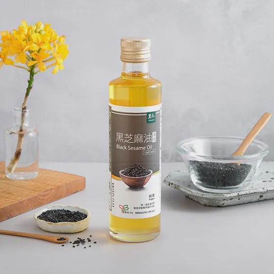#5774 黑芝麻油-淺焙 Black sesame oil-Light roast (里仁) 300 ml, 18/cs