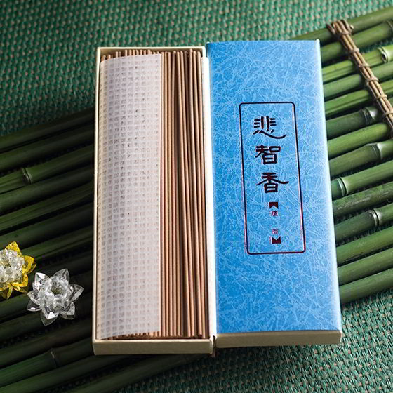 #2209 悲智香-檀香[7寸臥] Incense-Sandalwood Stick (里仁) 112 g, 12/cs